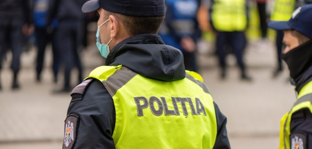 Poszukiwani przez policję: 16-latka z powiatu żywieckiego oraz nietrzeźwy kierowca z zakazem jazdy